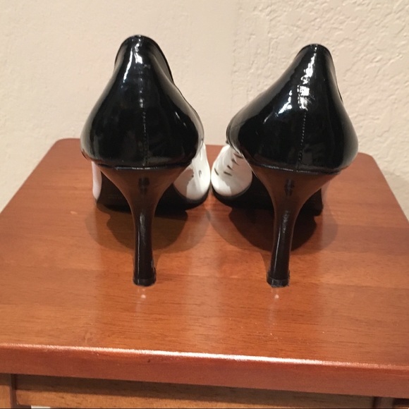 Black & White Heels - Picture 4 of 5